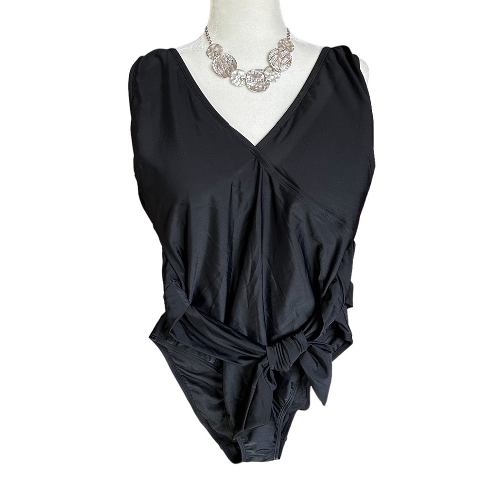 Adore Me Black One Piece Swimsuit 💗